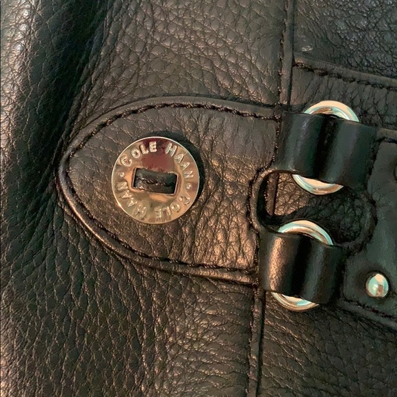 COLE HAAN 100% leather large bucket shoulder bag - Picture 2 of 12